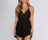 Robe à paillettes douces avec dos en X